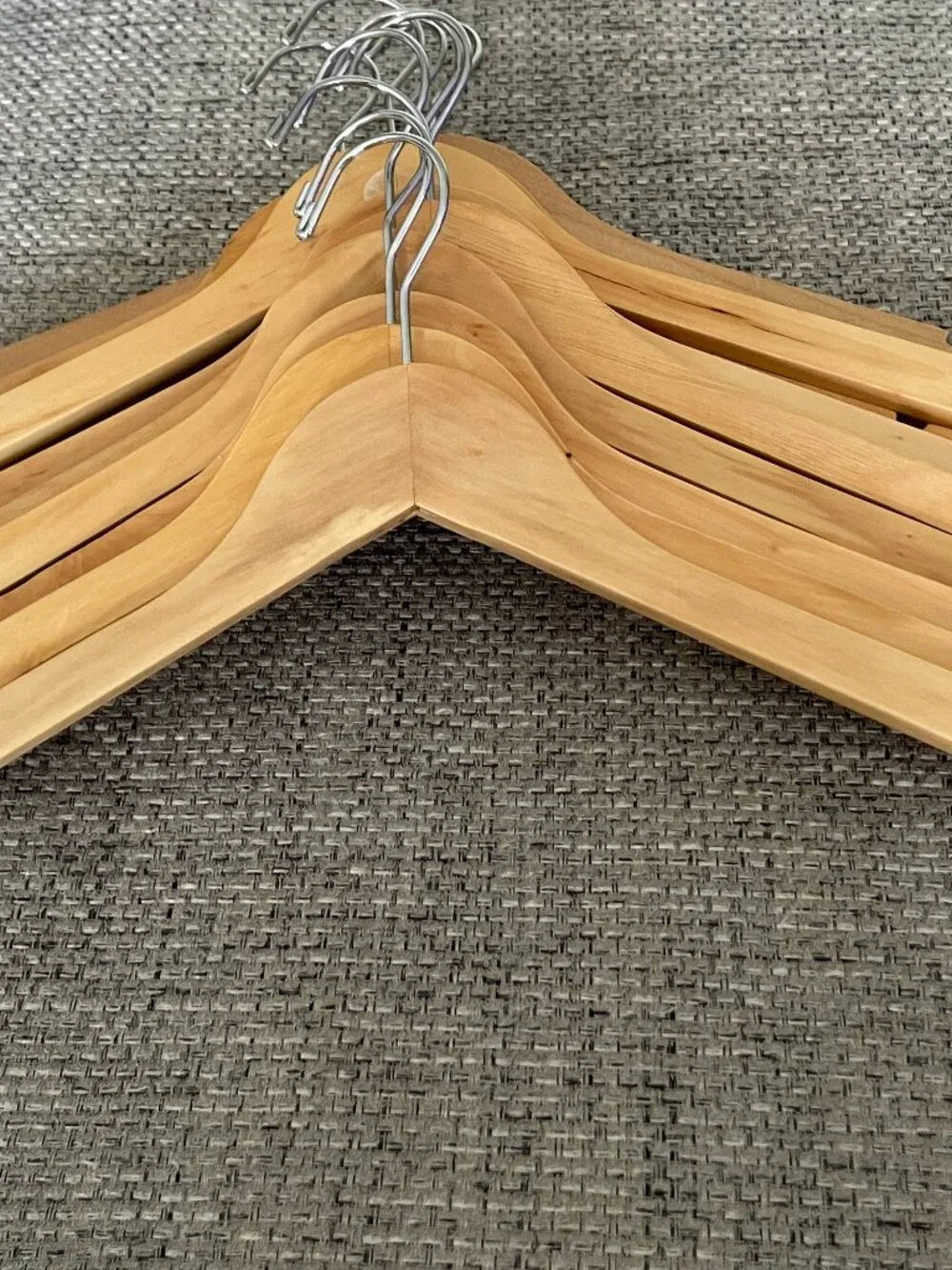 Set of 10 Natural Wood Clothes Hangers Notched Shoulders Metal Hooks Boutique